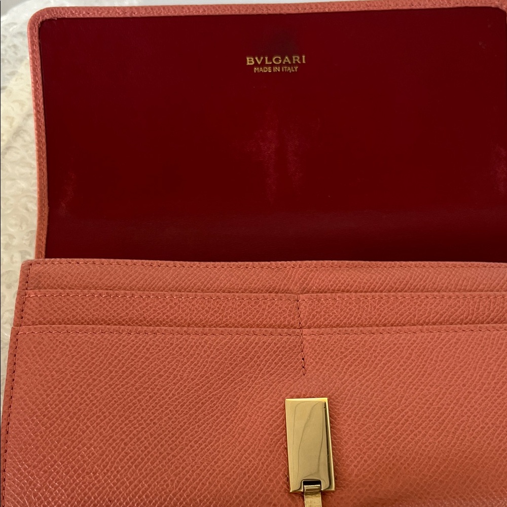 Bvlgari Pink and Burgundy Leather Wallet - Picture 4 of 10
